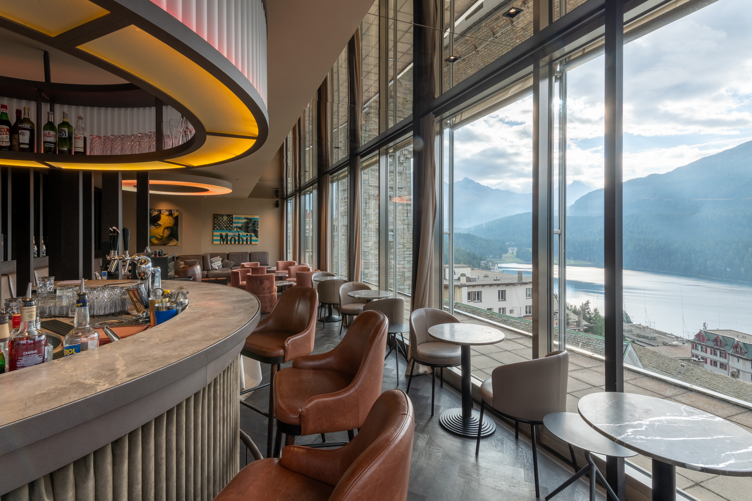 Skybar_3.jpg