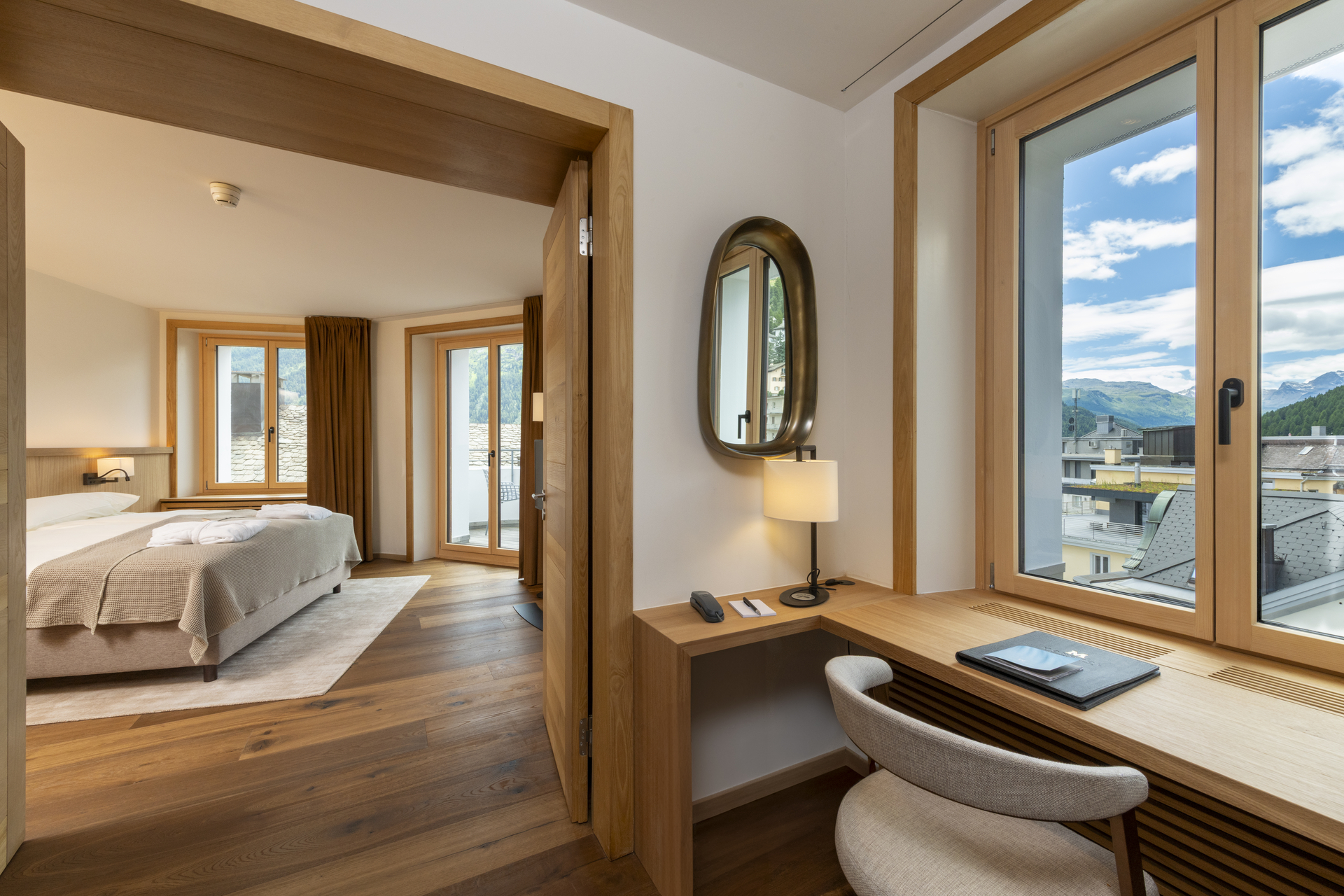 Monopol_Suite_Deluxe_5.jpg