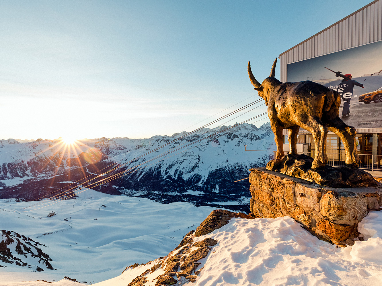 PizNair_Sunrise__Bergstation__c__Engadin_Tourismus.jpg
